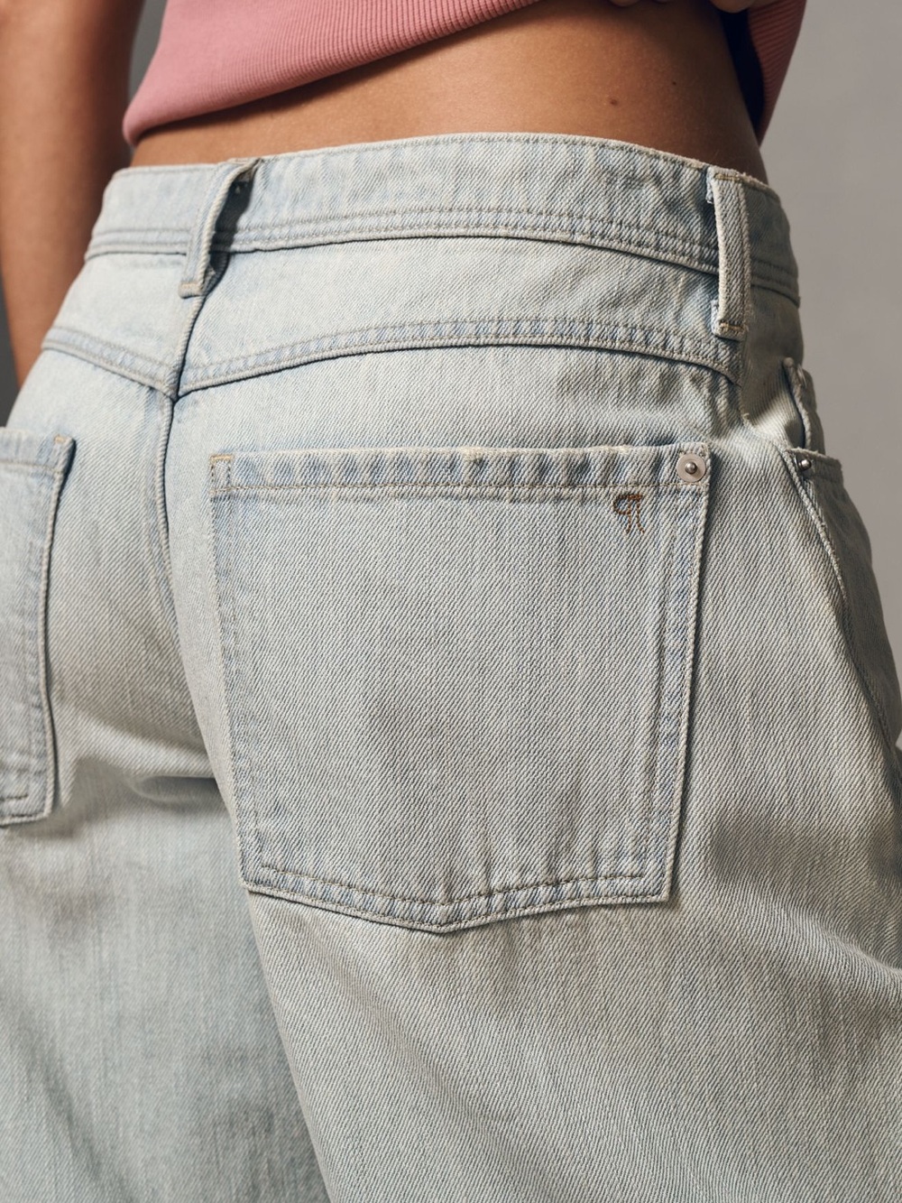 *Anthropologie Pilcro High Rise Balloon Jeans - Picture 2 of 6